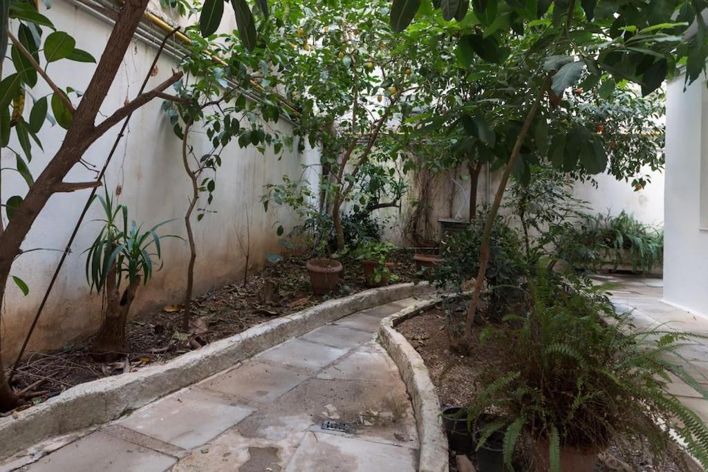 Stylish Abode Under Acropolis W/ Sunny Courtyard! Appartement Athene Buitenkant foto
