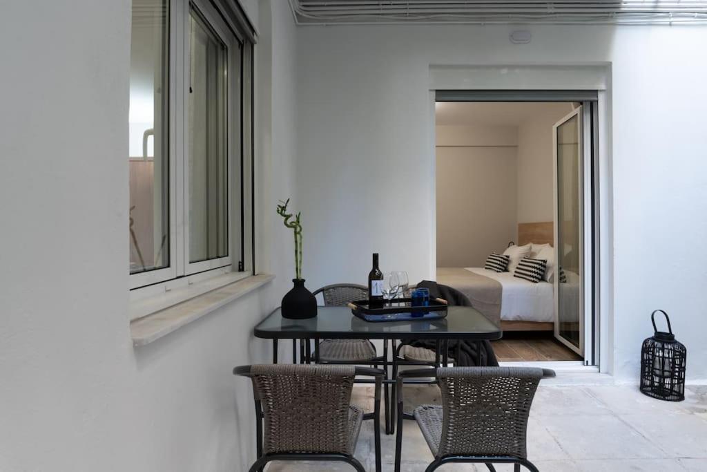Stylish Abode Under Acropolis W/ Sunny Courtyard! Appartement Athene Buitenkant foto
