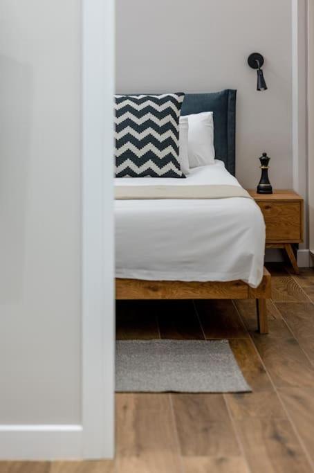 Stylish Abode Under Acropolis W/ Sunny Courtyard! Appartement Athene Buitenkant foto